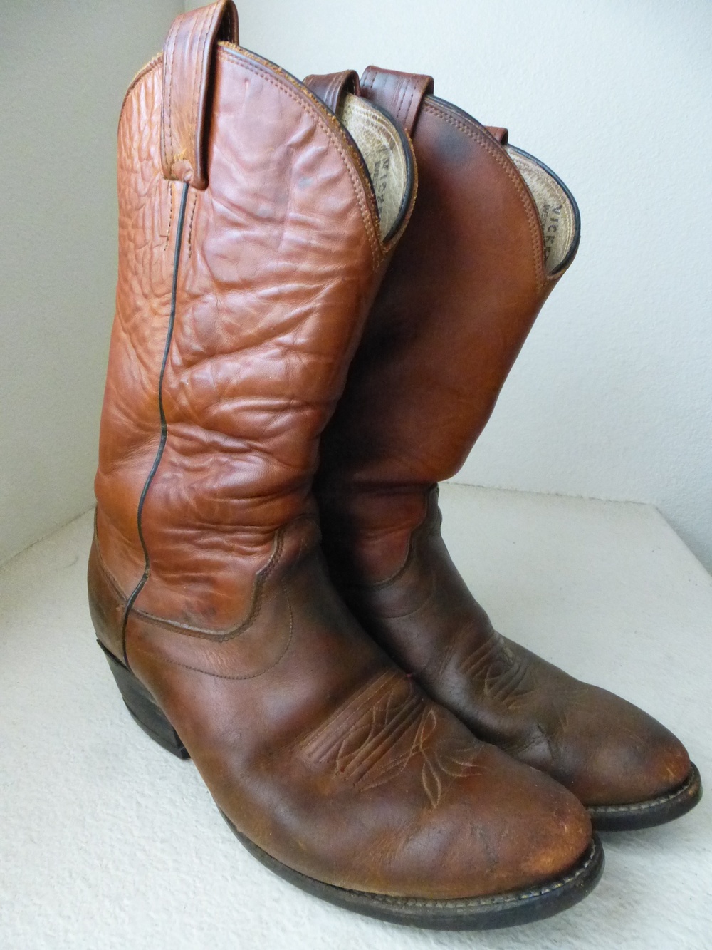 Olathe Vtg Boots Men 8.5D Classic Cowboy Brown Leather Western Oil Resistant USA